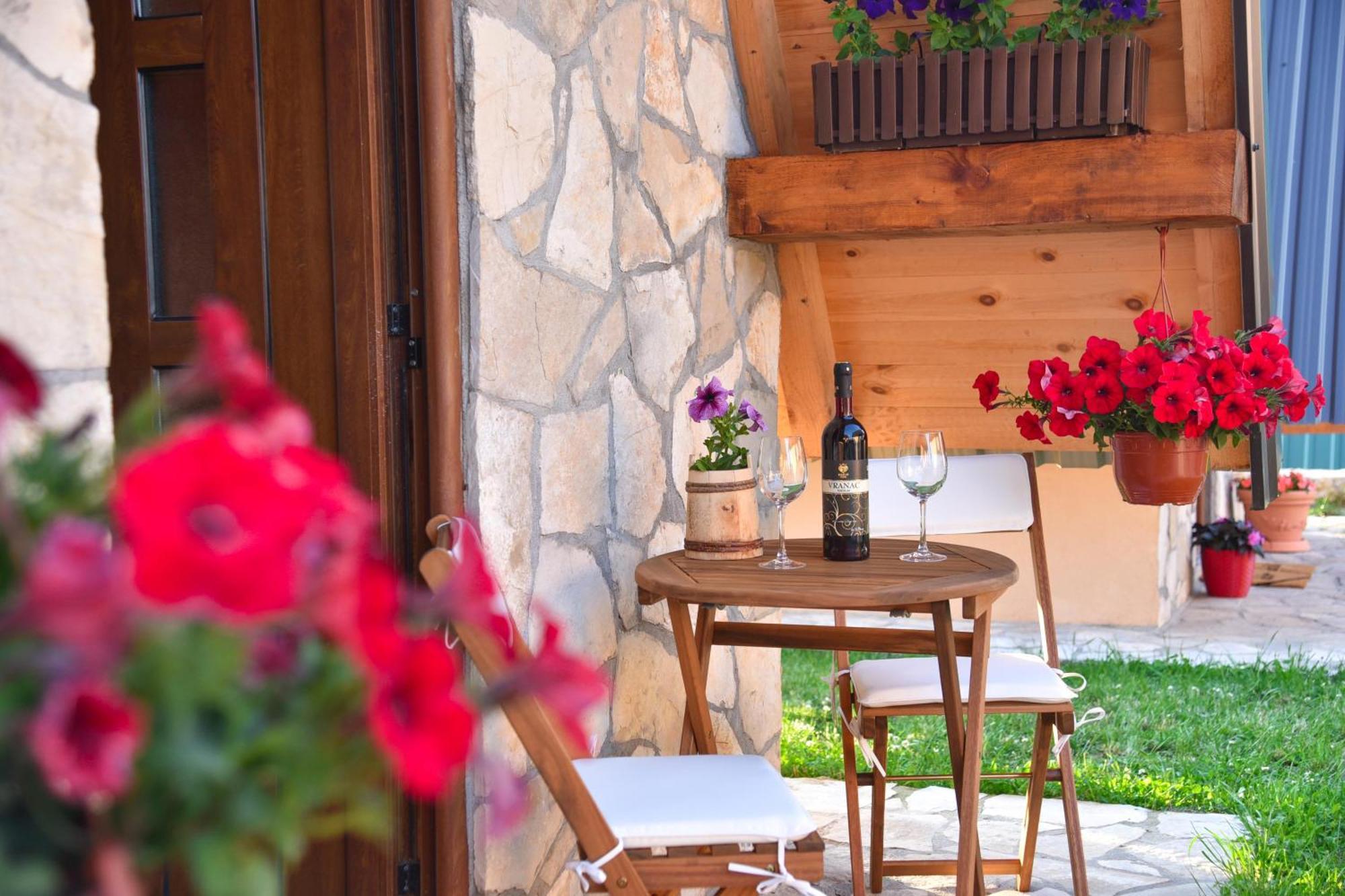 Cottages Big Bear Жабляк Экстерьер фото